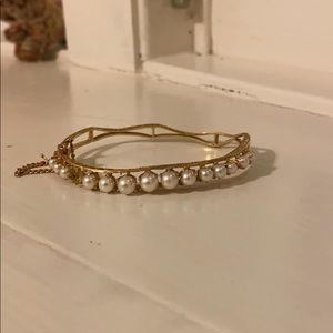 14K gold and pearl bracelet
